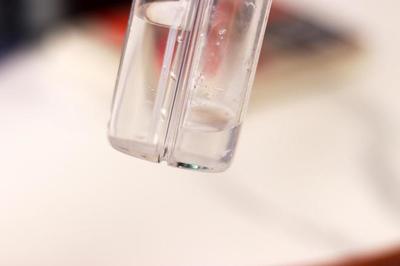 轻松去黑头？inFace超微小气泡黑头仪上手体验 确实有点东西